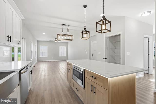 1178 S Spring Road photo 10