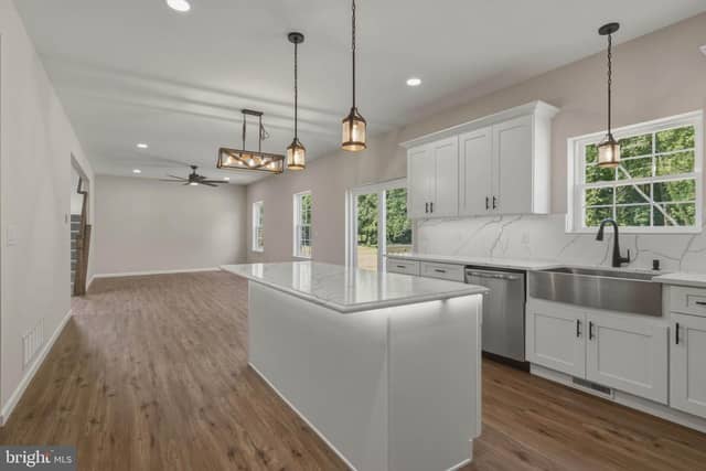 1162 S Spring Road photo 11