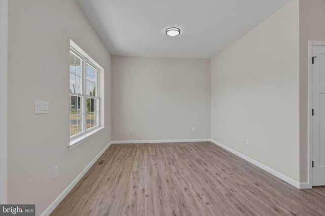 1162 S Spring Road photo 4