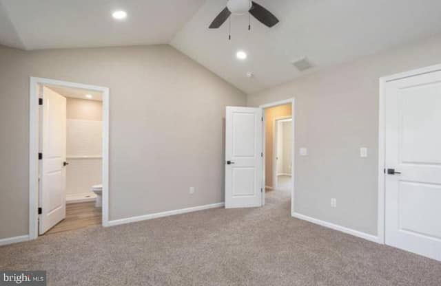 409 Crescent Boulevard photo 11