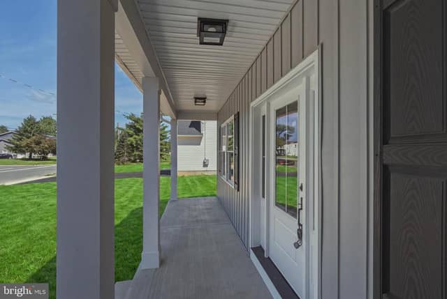 1179 Holmes Avenue photo 3