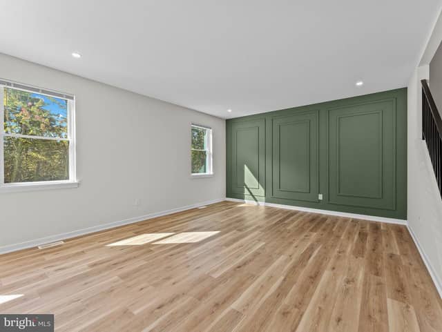 4499 Dante Avenue photo 12