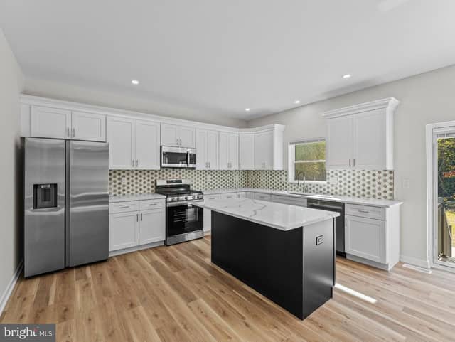 2107 Panther Road photo 3