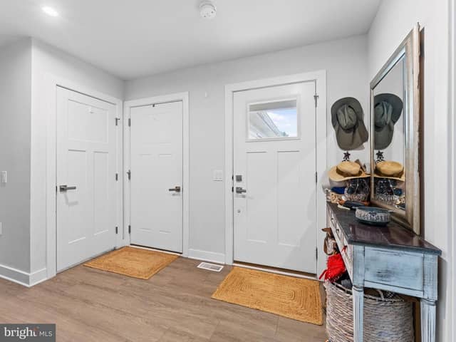 47 Ditman Street photo 5