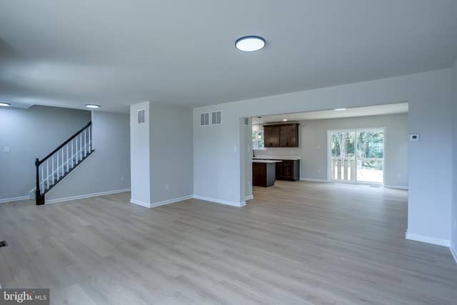 231 Old Deerfield Pike photo 8