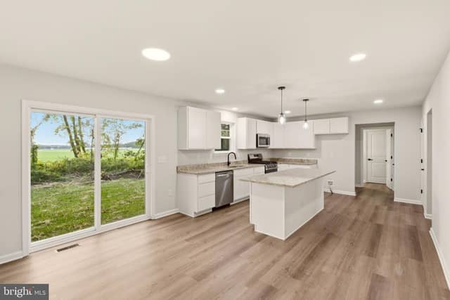 2252 Helen Avenue photo 12