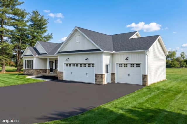 667 Brickyard Road photo 4