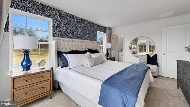 54 Cambridge Court photo 2