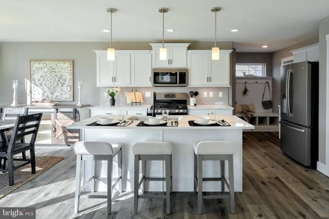 Revere Plan At 7 Fisher Drive photo 6