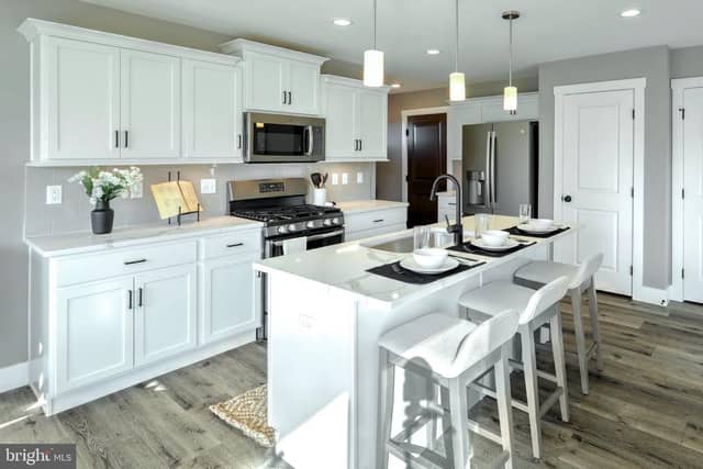 Revere Plan At 7 Fisher Drive photo 7