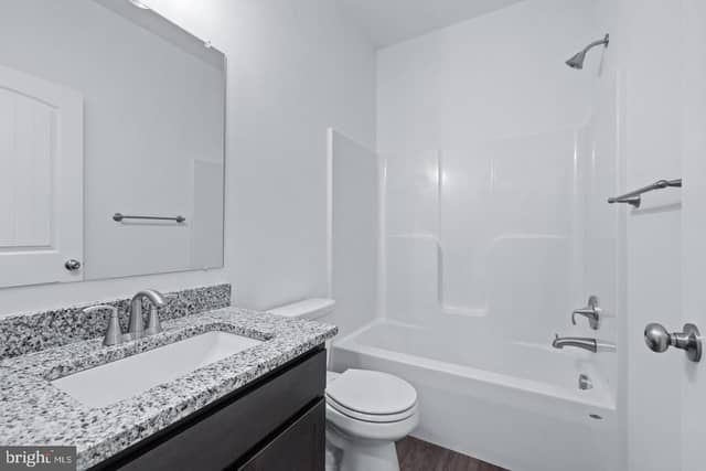 42 Lobell Road photo 10