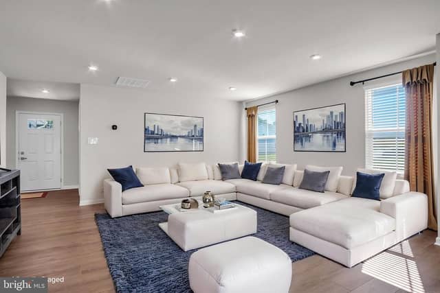 34 Summerfield Drive photo 5