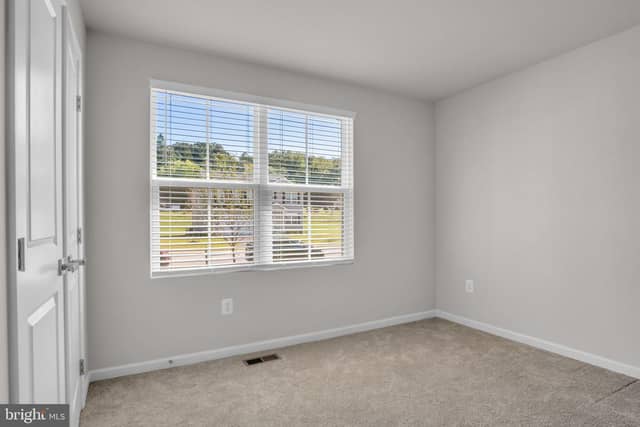 34 Summerfield Drive photo 9
