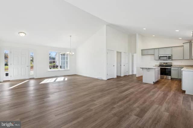 27 Kinzers Court # 68 photo 9