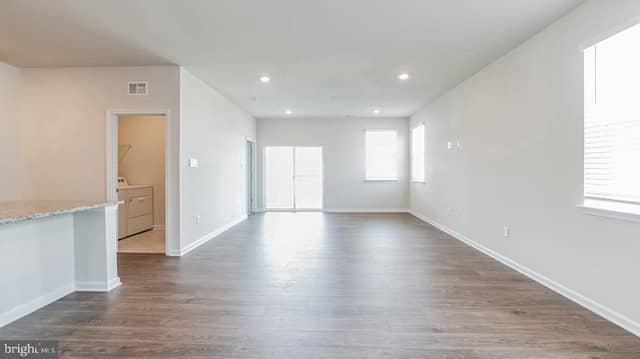 105 Elderberry Way photo 3