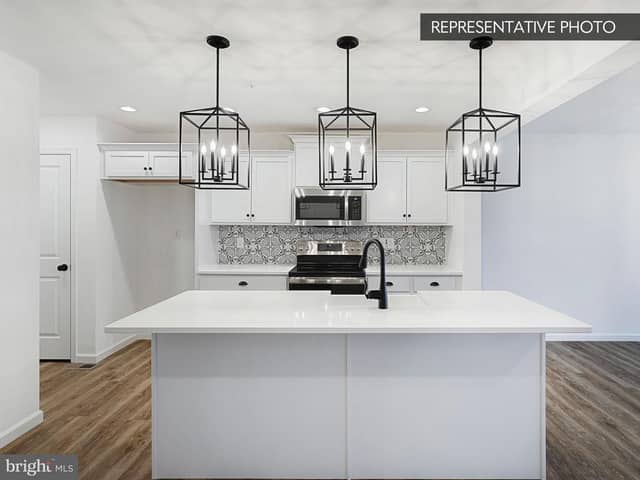 2125 Hampden Court # LOT 18 photo 9