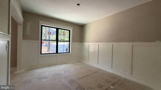1163 Kuhn Road photo 9