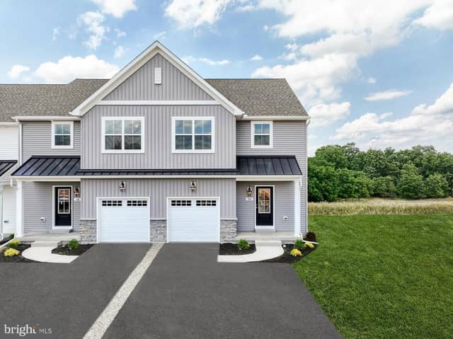 17 Tilghman Trail, Mechanicsburg PA new construction home
