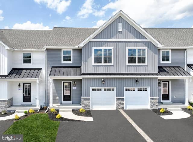 27 Tilghman Trail, Mechanicsburg PA new construction home