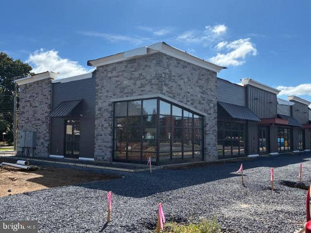 30 Carlisle Spring Road photo 2