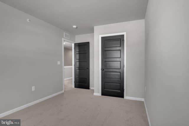 10-16 Morgan Circle photo 7