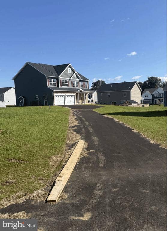 1810 Edgewood Drive, Shippensburg PA new construction home