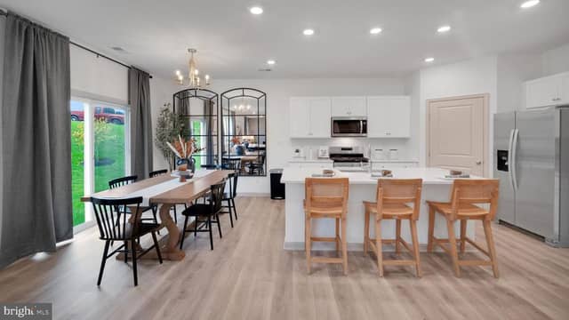 43 Bennington Way photo 4