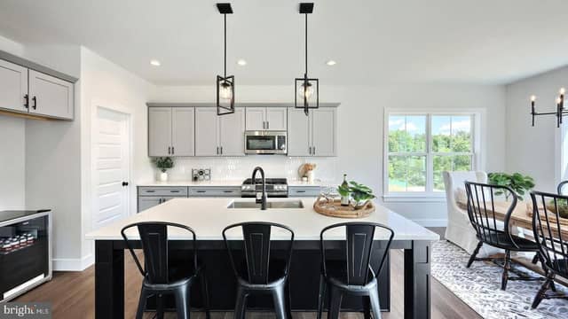 130 South Mountain Drive photo 6