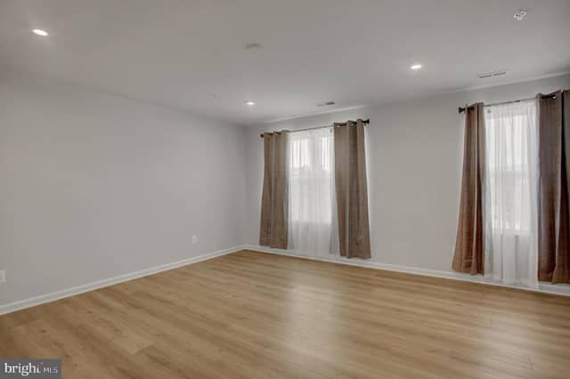 4 Margaret Way photo 12