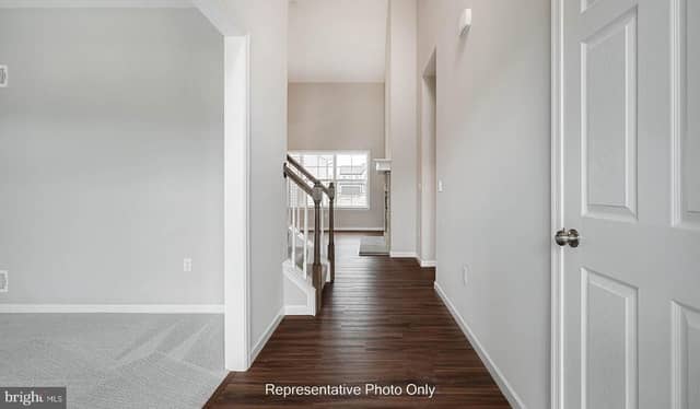 503 Charleston Drive photo 2