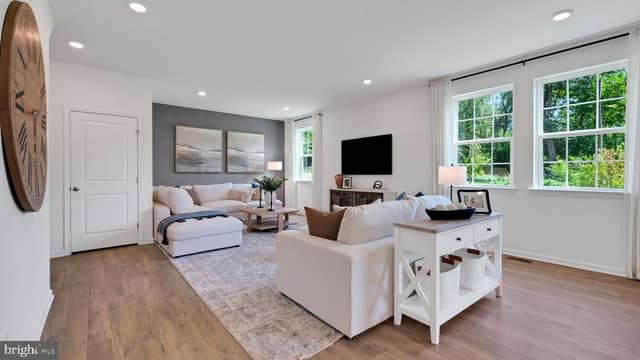 36 Bennington Way photo 6