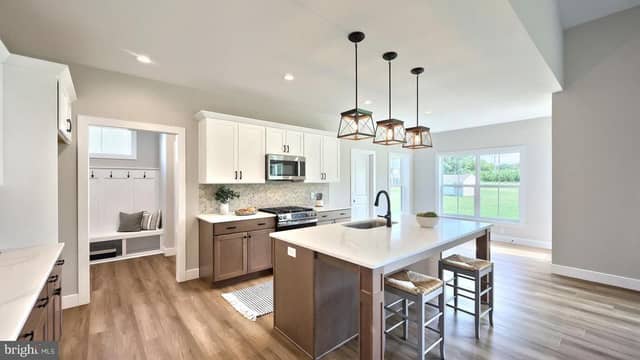 101 Kensington Place photo 5