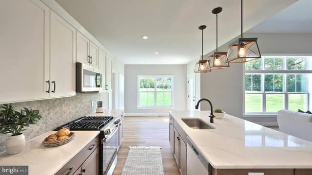 101 Kensington Place photo 8