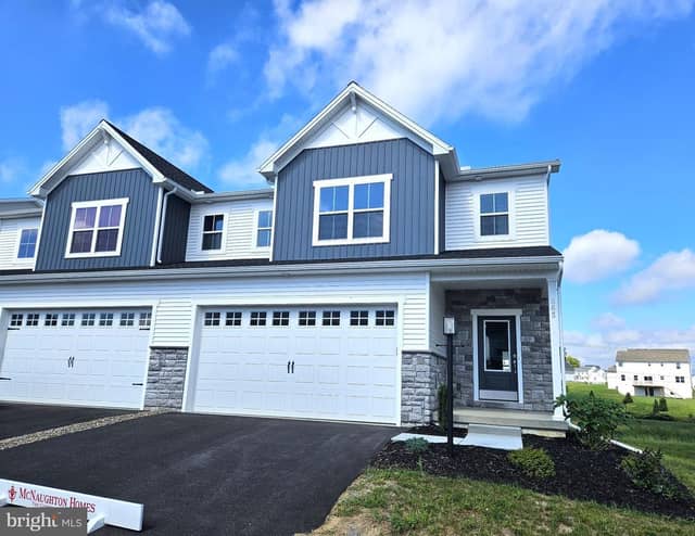 665 Brittany Drive, Mechanicsburg PA new construction home