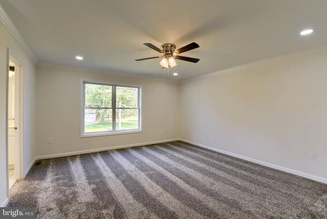 8 S Locust Lane photo 10