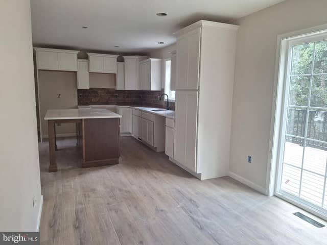 7 Oak Lane photo 11