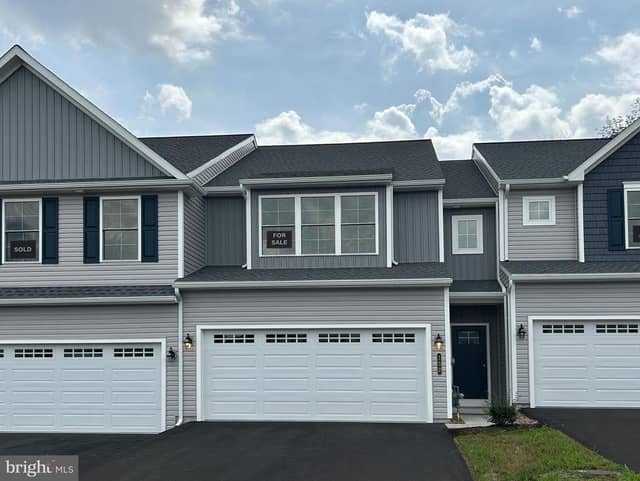 132 Magnolia Drive, Middletown PA new construction home