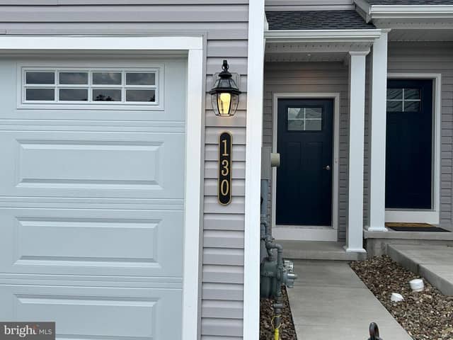 130 Magnolia Drive photo 2