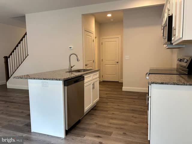 130 Magnolia Drive photo 9
