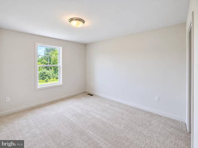 7272 White Oak Boulevard photo 11