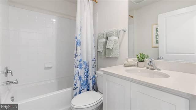 101 Barlett Lane photo 5