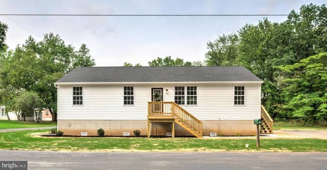 120 Wayne Avenue photo 2