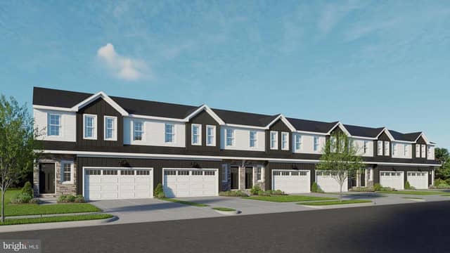 7854 Oak Brook Drive, Harrisburg PA new construction home