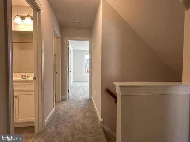 127 Magnolia Drive photo 12