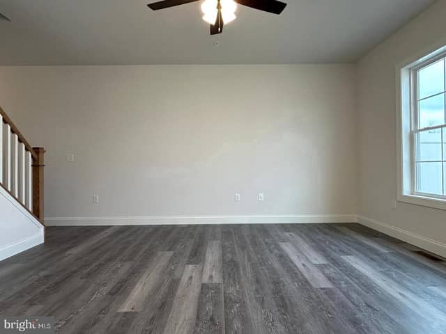 139 Magnolia Drive photo 6