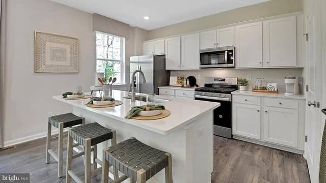 125 Pear Ridge Drive photo 5