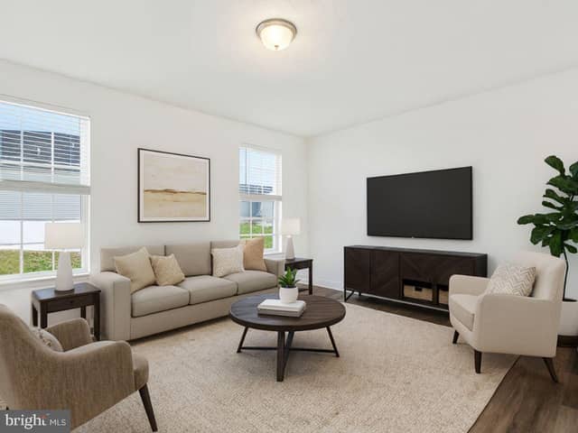 1508 Falcon Lane # 252 photo 5