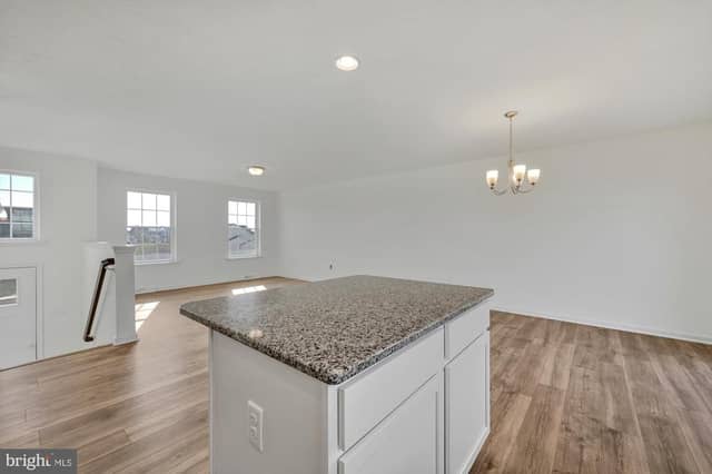 1656 Falcon Lane # 242 photo 11