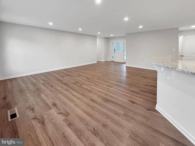 5877 Buchanan Drive photo 5