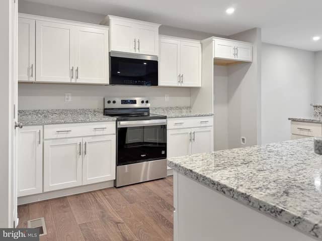 5877 Buchanan Drive photo 9